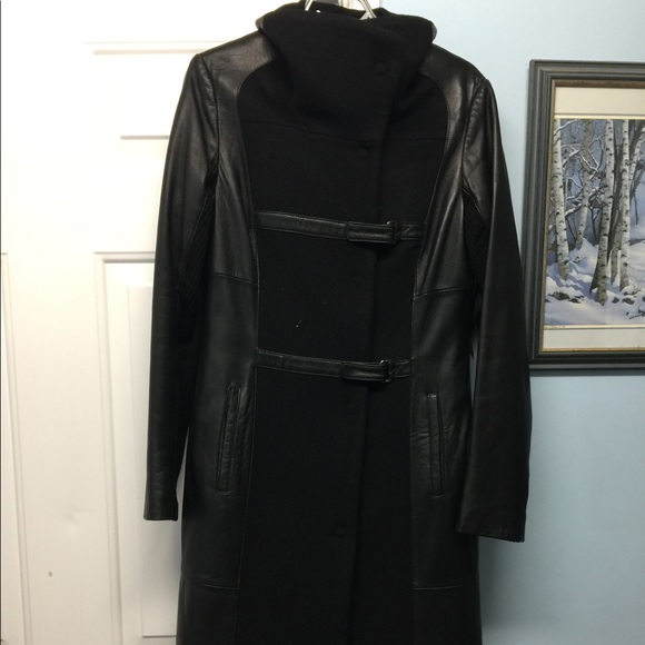 Black leather coat - Picture 1 of 4